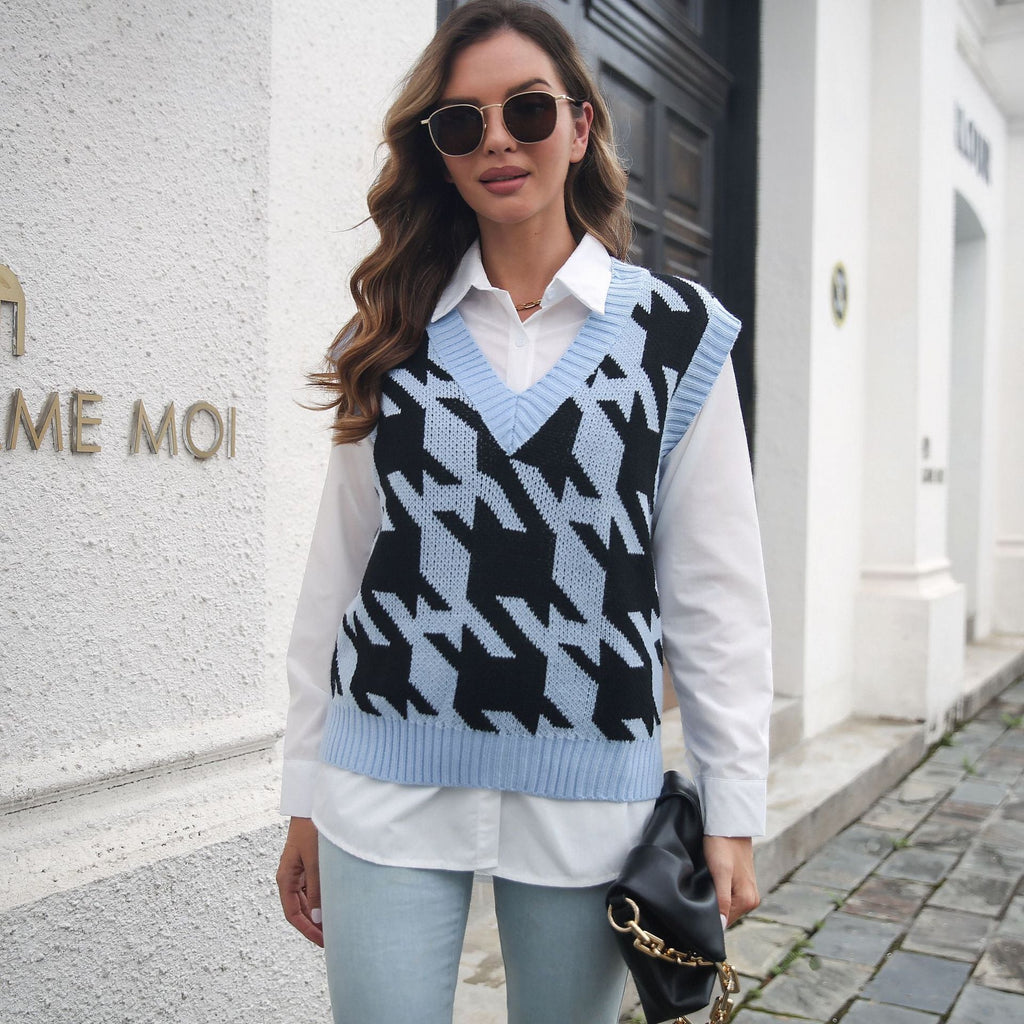 Houndstooth V-Neck Knit Vest