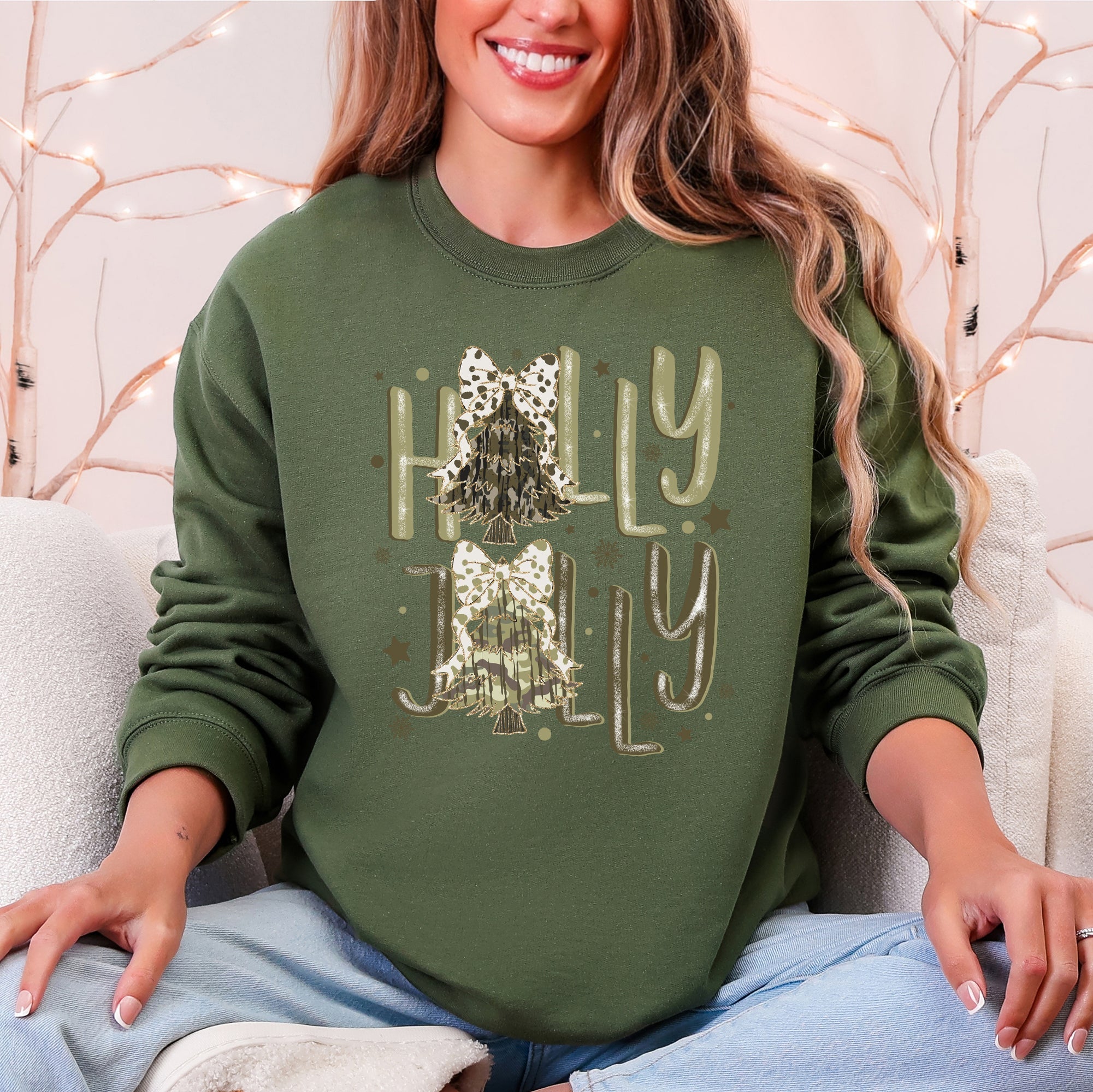 Holly Jolly Christmas Sweatshirt - Calendar ClosetHolly Jolly Christmas SweatshirtCalendar Closet
