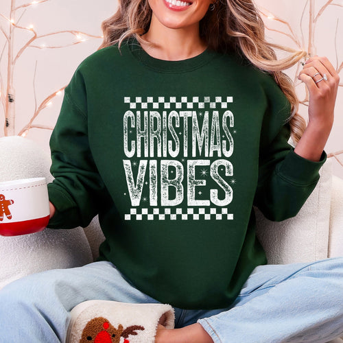 Christmas Vibes Retro Graphic Sweatshirt - Calendar ClosetChristmas Vibes Retro Graphic SweatshirtCalendar Closet