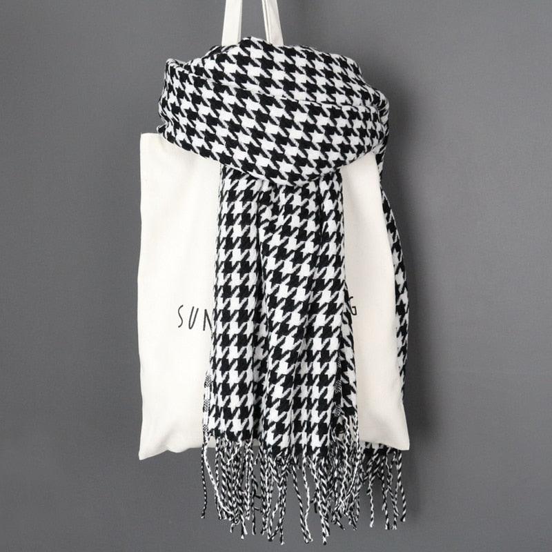 Geometric Tassel Scarf